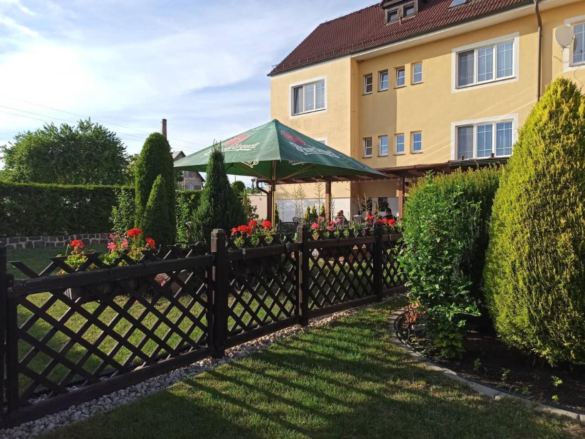 Hotel Pension u Mydlářů Mnichovo Hradiste Exterior foto