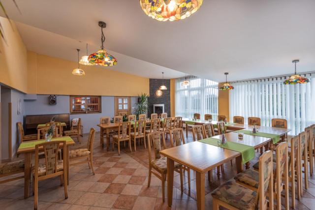 Hotel Pension u Mydlářů Mnichovo Hradiste Exterior foto